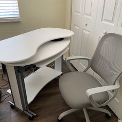 White and Gray Office desk & Chair 
