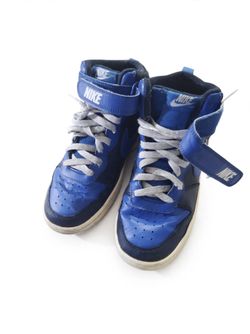 Nike High-Top Sneakers Bluesize 6Y   (USED) $20 cash
