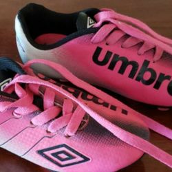 The UMBRO is Soccer Cleats Fluorescent Pink Neon Black White Hombre Tennis Shoes Sports Girls 12 K