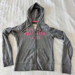 Fitted Hollister Hoodie Sweatshirt Size M. Gray & Pink. 