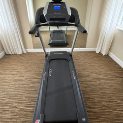 2018 Proform Incline Treadmill Excellent Condition Model 2018 - Westlake Village, CA