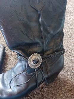 Used Cowgirl Boots