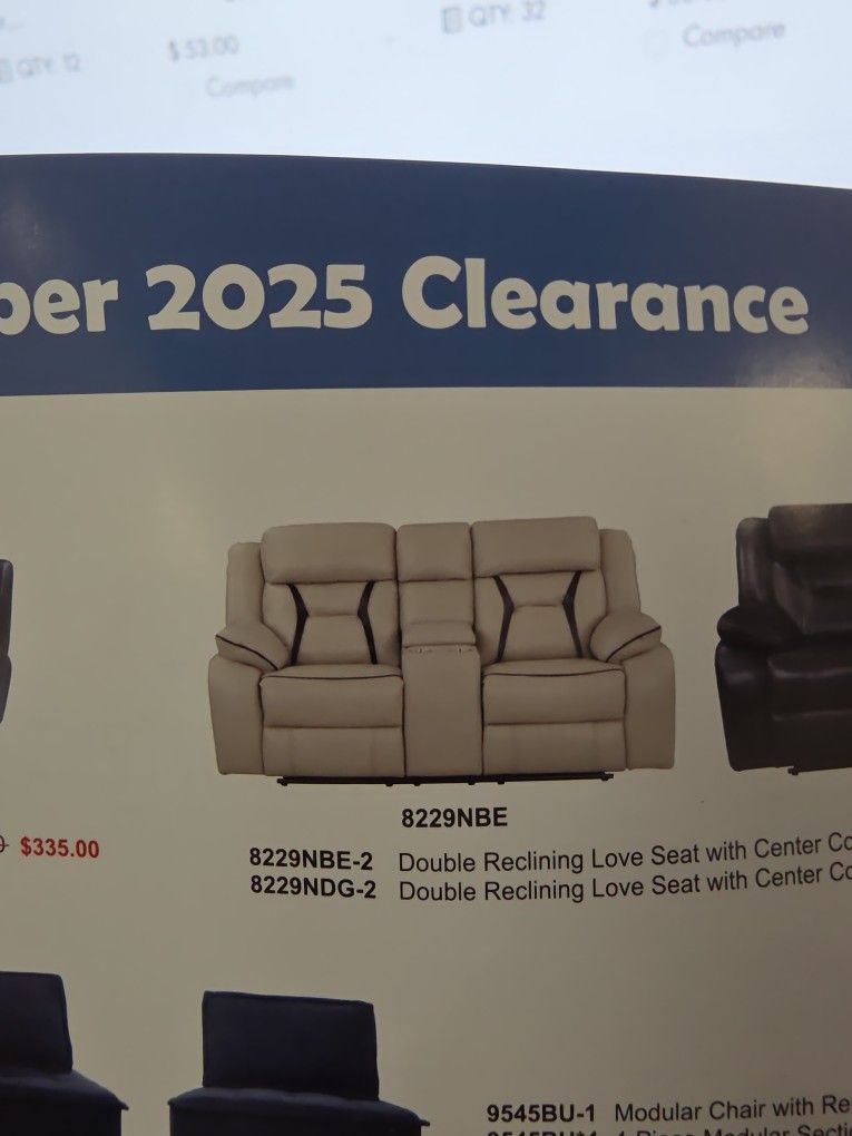 Reclining LOVESEAT.  NEW!! CLEARANCE SALE HERE !!