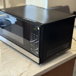 B+D Microwave – Excellent Condition