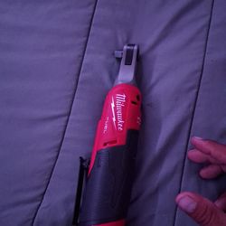 Milwaukee 3/8 Ratchet Fuel