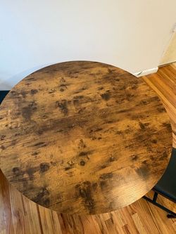 Round Rustic Wood Dining Table and 4 chairs