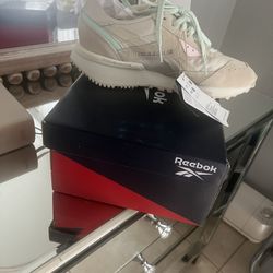 Reebok Size 7