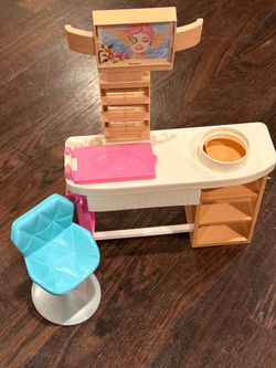 Barbie Toy Salon