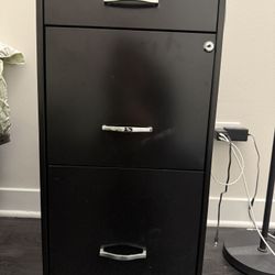3-Drawer Mobile File Cabinet