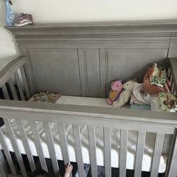 Baby Cache Baby Crib 