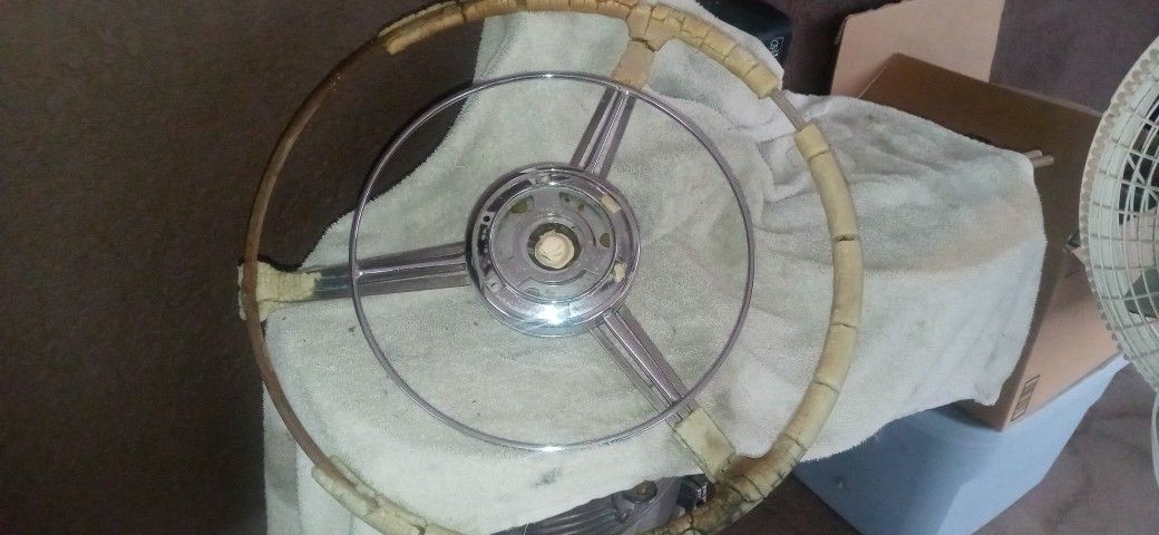 Vintage Buick Steering Wheel Banjo