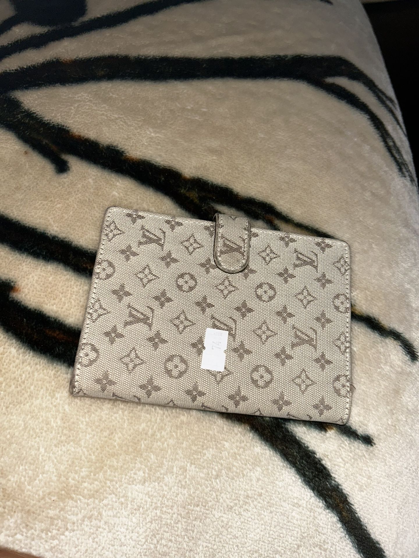Brand new Louis Vuitton