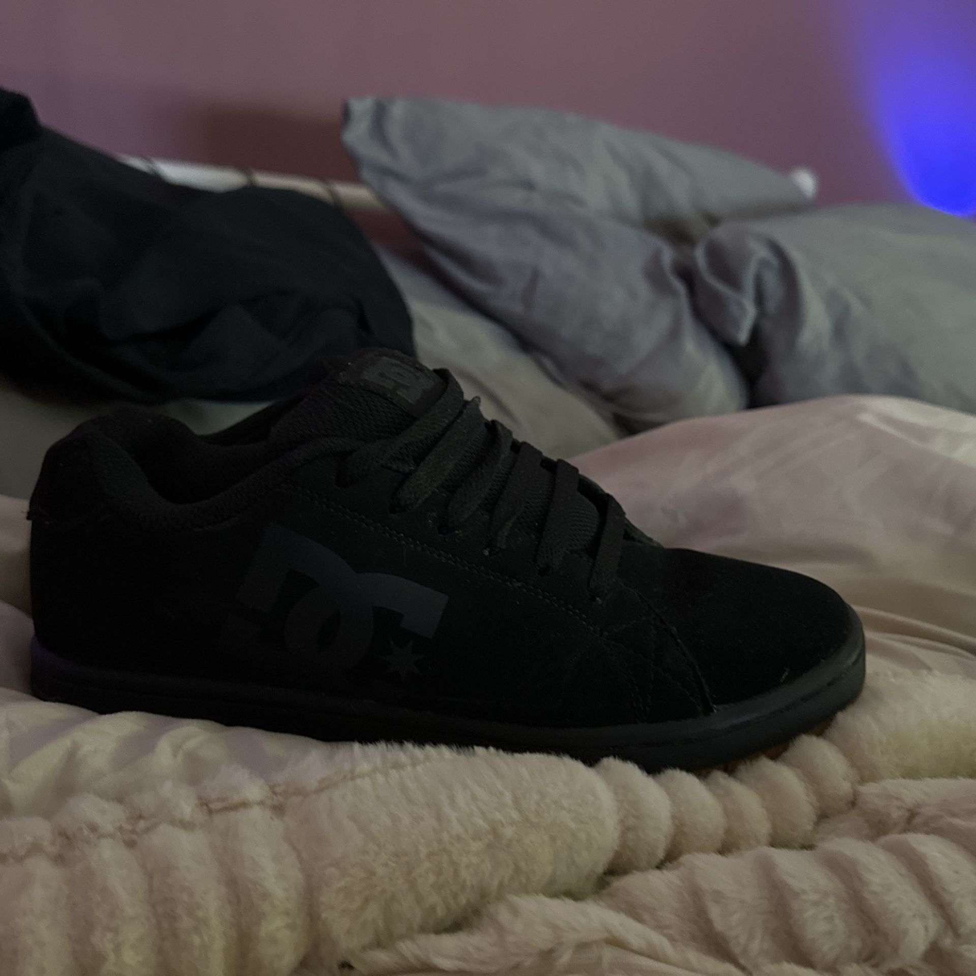 Woman’s Dc Sneakers