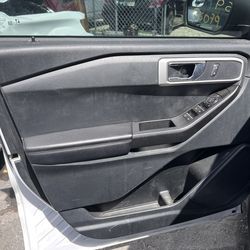 Front LH Driver Side Door Trim Panel 2020 2025 Ford Explorer GREAT CONDITIONS✅