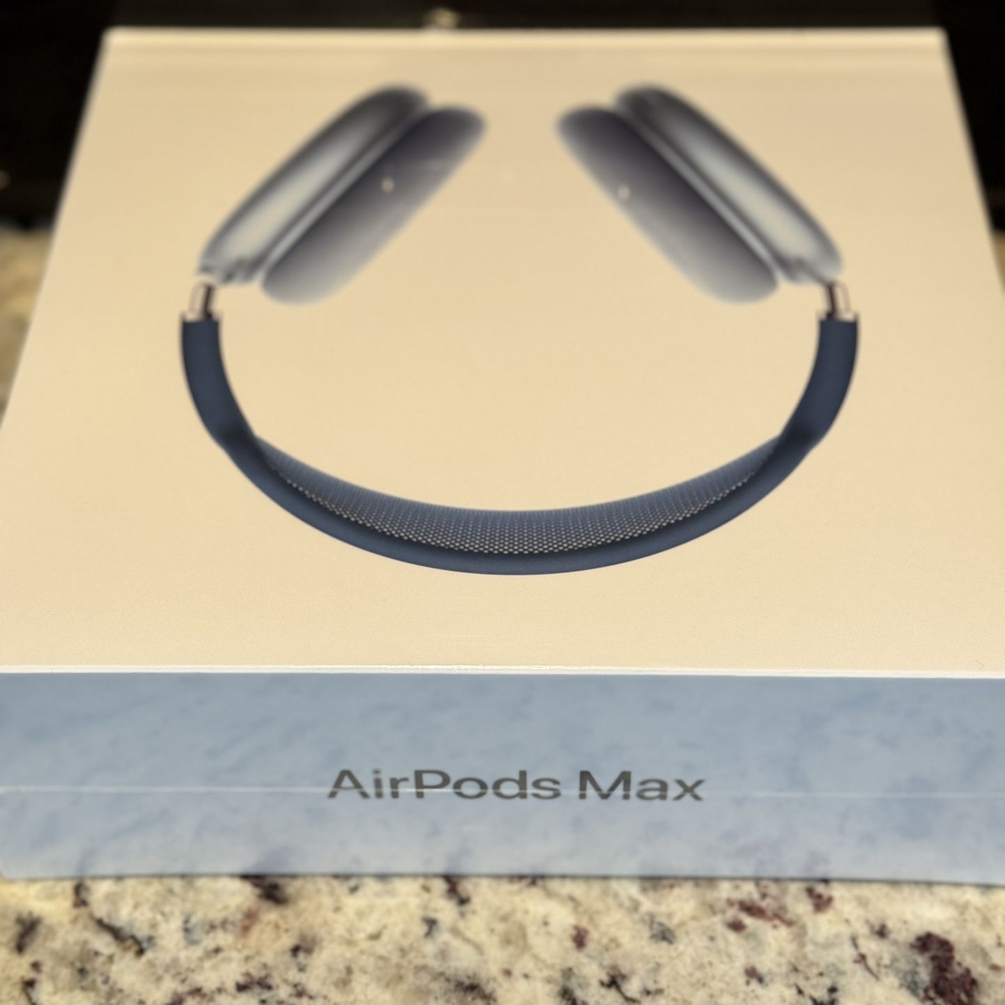 ⭐️ BRAND NEW ⭐️ APPLE AIRPODS MAX❗️Sky Blue Color!