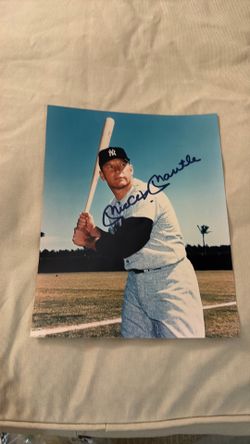 Mickey Mantle New York Yankees 8x10 Glossy Reprint Photo