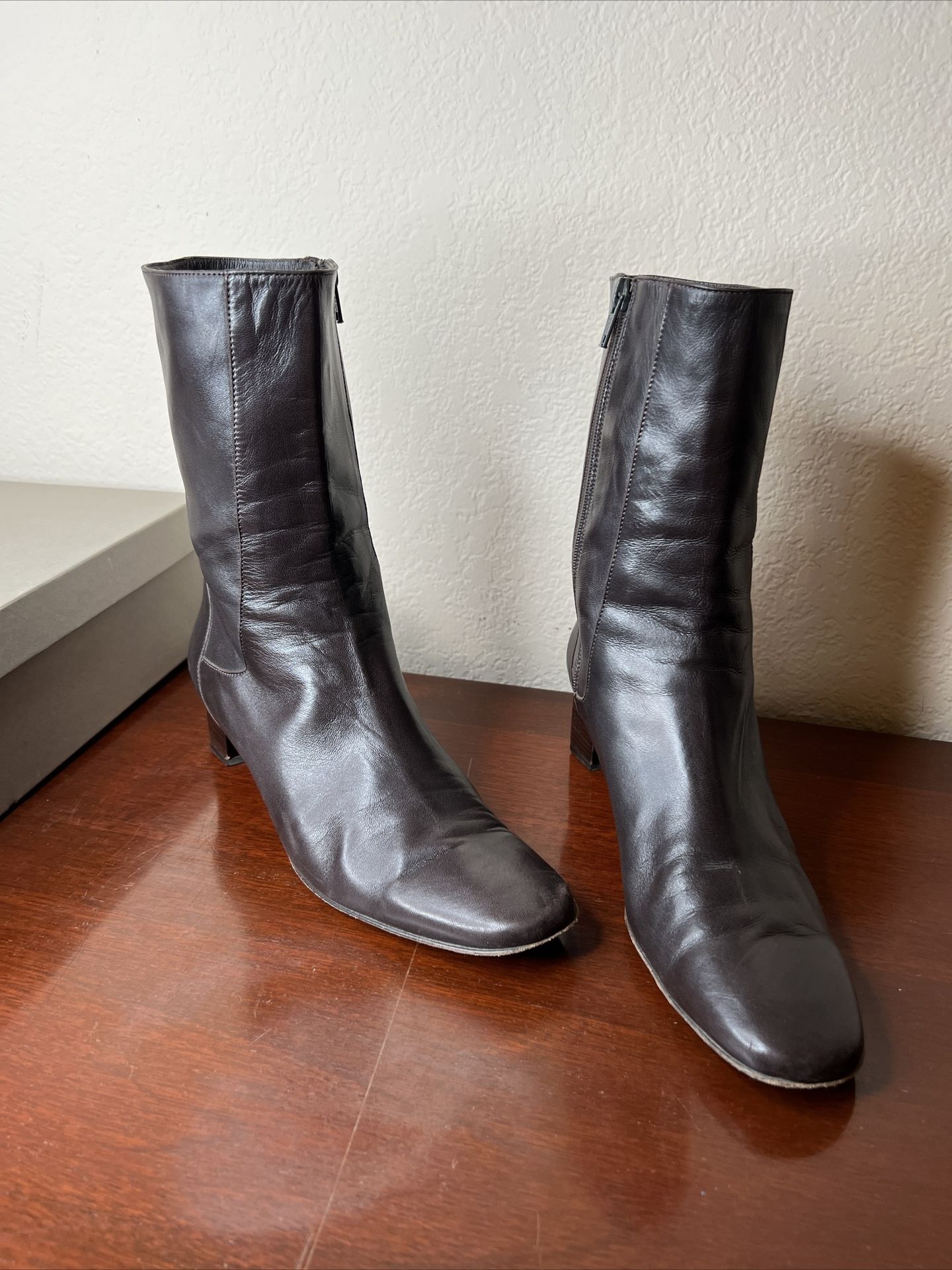 Cole Haan Women’s Ginevra Short Boot Size 8.5B Dark Chocolate Nappa D15661 Italy