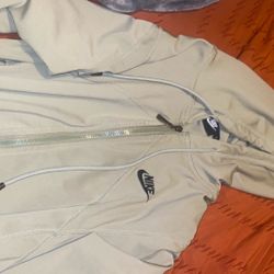 Nike Zip Up Sweater 