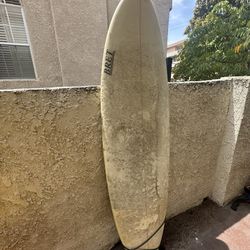 6’10” Thruster Surfboard