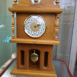 WOODEN CLOCK