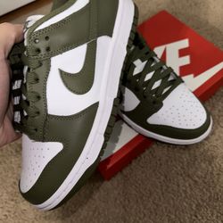 Nike Dunk Low Medium Olive Size 7W/5.5M & 6.5W/5M
