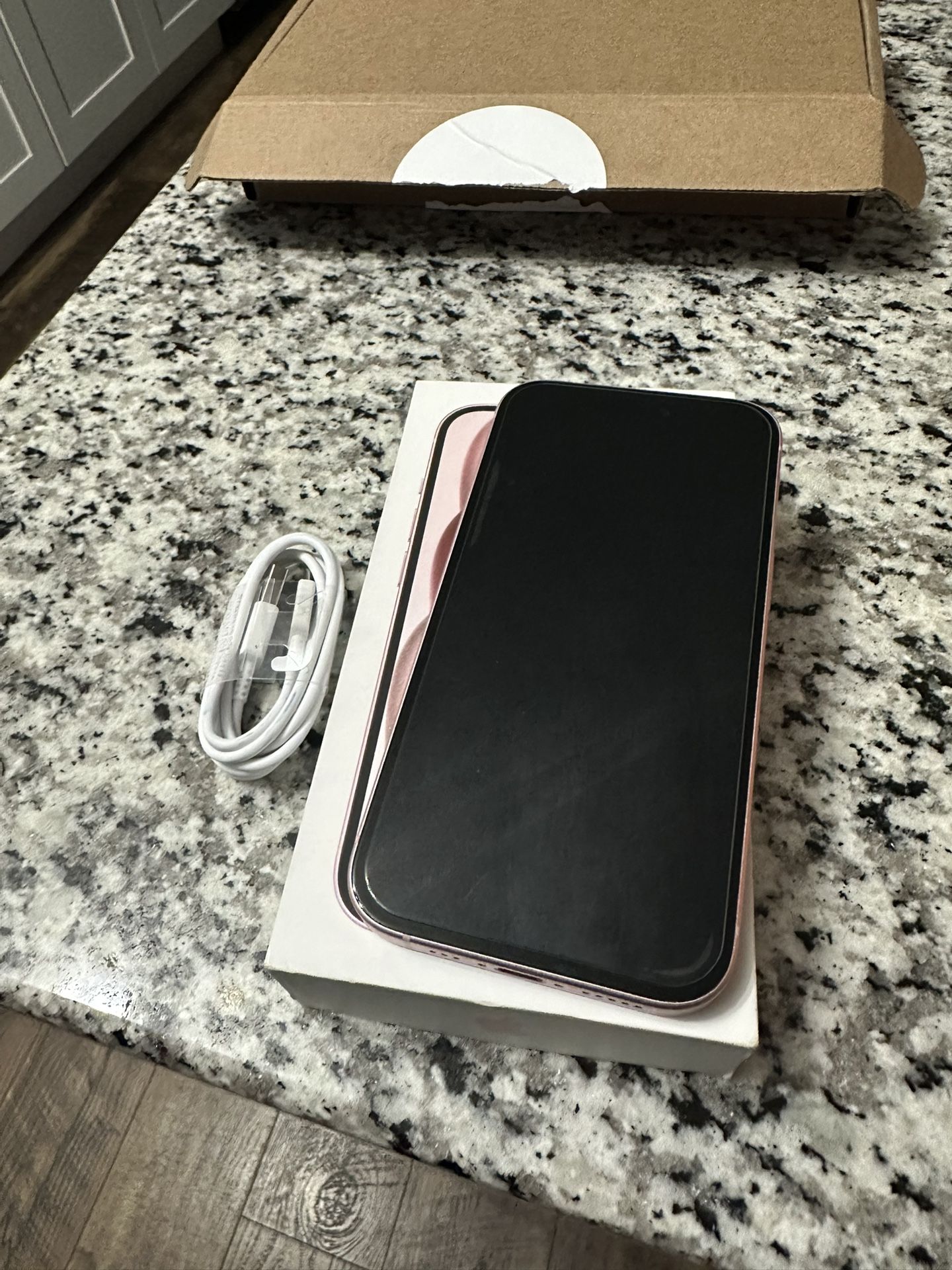 Apple iPhone 15 Mint 256gb Unlocked