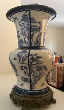 Porcelain vase