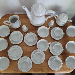 Elegant Fine China Tea Set For 8