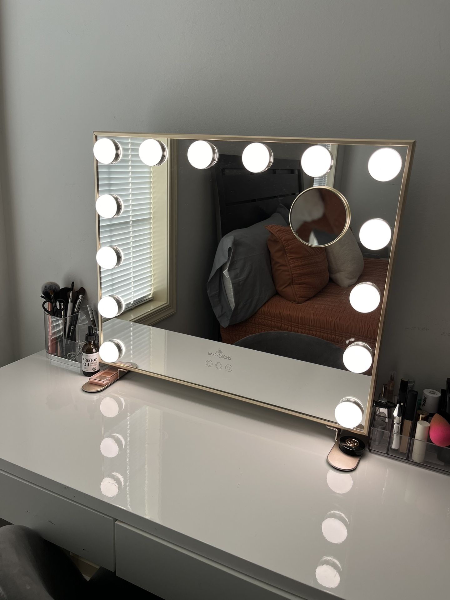 Vanity Mirror