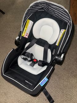 Graco SnugRide 35 Lite LX car seat
