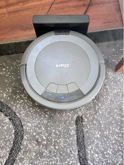 Shark robotic vacuum cleaner