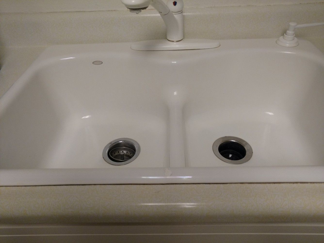 Kohler kitchen sink- FREE