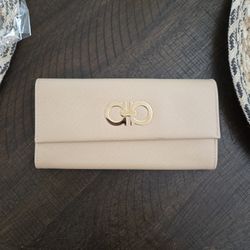 Ferragamo Women Wallet