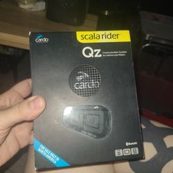 SCALA RIDER QZ BLUE TOOTH SYSTEM


Condition: Open Box- Communication System for Motorcycle Riders
