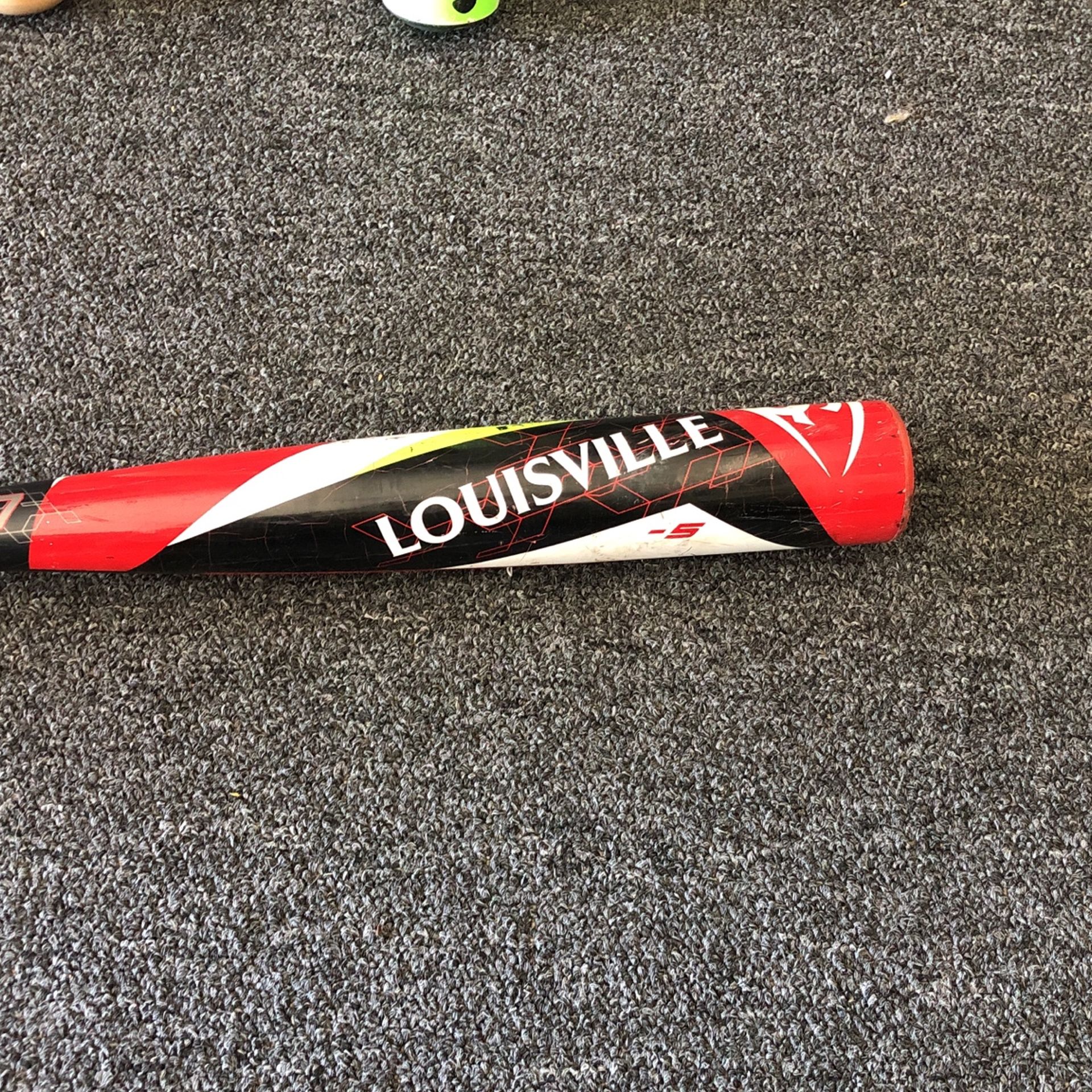 Louisville Slugger 517 -5 31/26