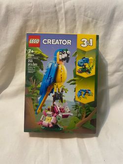 LEGO Creator 3-in-1 Exotic Parrot