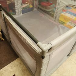 Playpen ANGELBLISS 50x50in