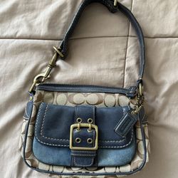 Coach Vintage Y2K Off Shoulder Bag