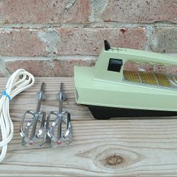 Vintage Sunbeam Mixmaster 3-Speed Hand Mixer 
