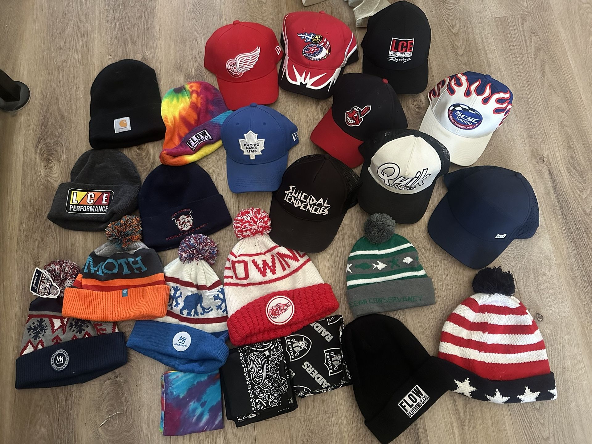 Lot Of Hats Melin Nhl Mlb Snapback Beanies Mammoth Mountain Red Wings Maple Leafs Carhartt Band Hats Caps Baseball