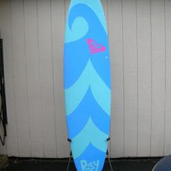 Roxy 7'6" Soft Top Surfboard is a blast to ride!