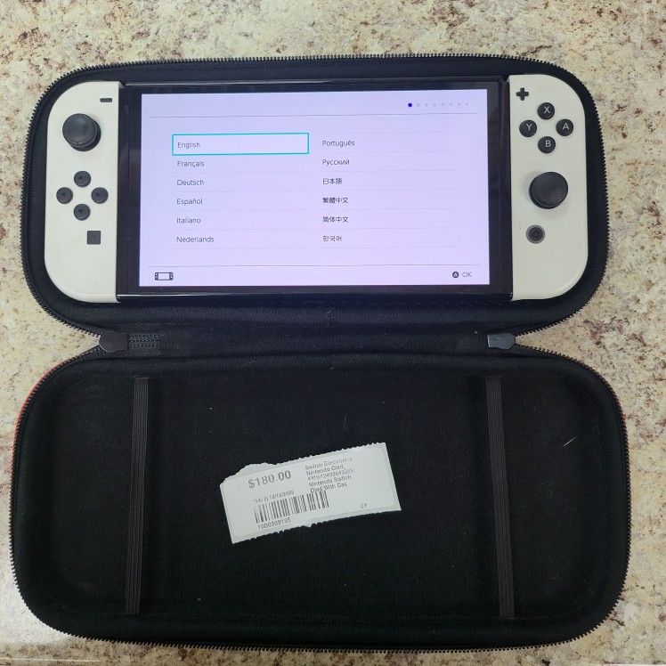 Nintendo Switch Oled With Case