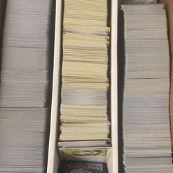 50 Random Pokémon Cards