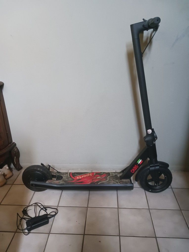 CK85 Electric Scooter