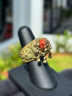 Vintage Jewelry .925 sterling silver coral 1.00CTW Chinese Gilt Inlay Ring size 9.00