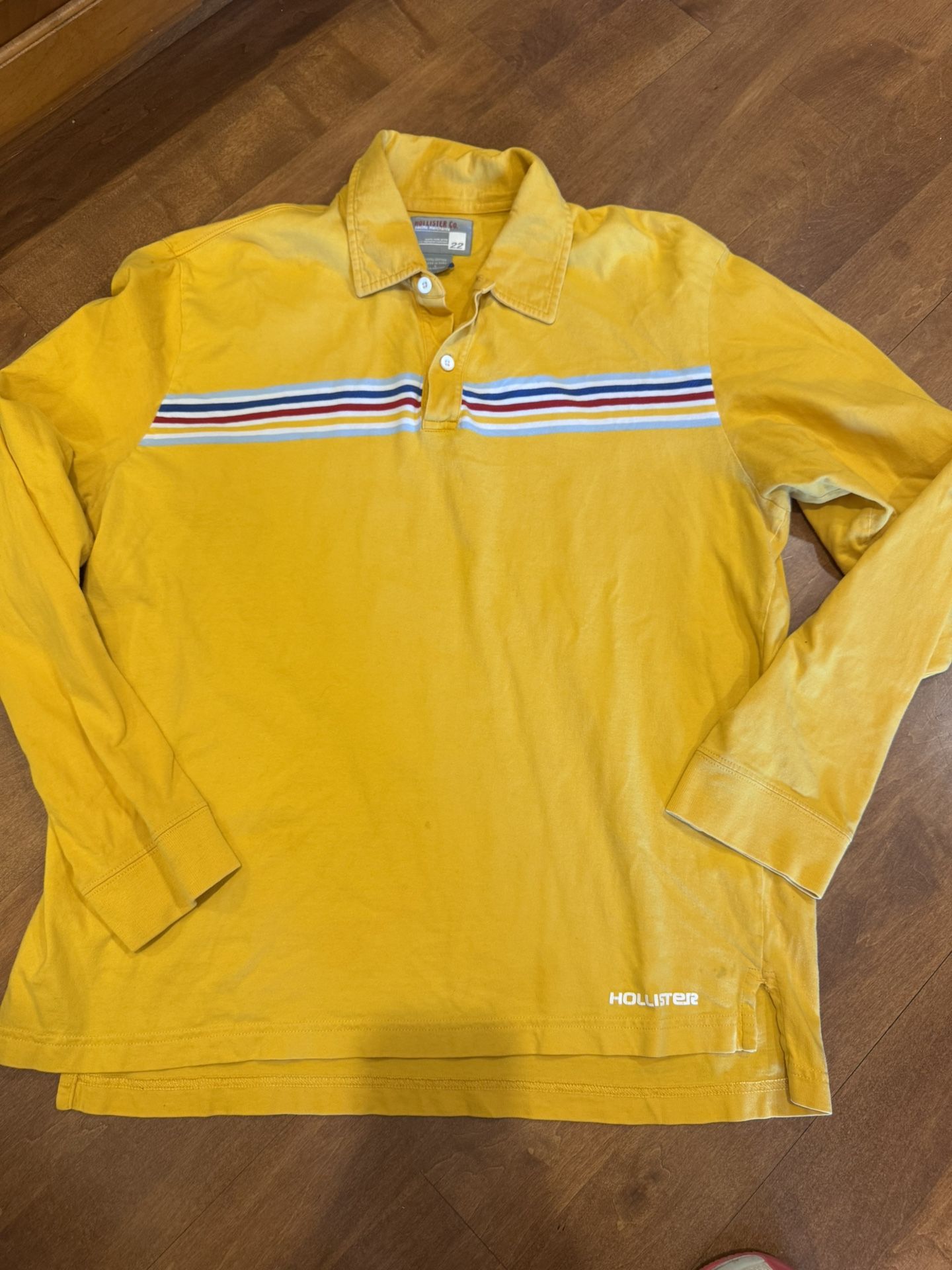 Men’s Y2K 90s Hollister long sleeve polo shirt shipping available