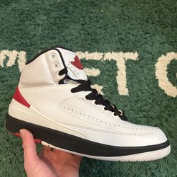 Jordan 2 Retro OG “Chicago” (2022) Size 10 Mens Used Original Box