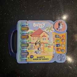 VTech Bluey's Book Of Games Interactive Buttons 14 Page Story Kid Toy Lights & Sounds Bingo Mom Dad