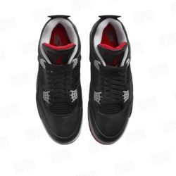 Retro basketball shoes