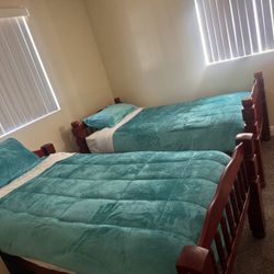 Twin Bed With Mattress